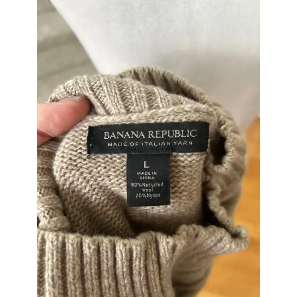Banana Republic Tan Wool Cable Knit Fisherman Mock Neck Long Sleeve Sweater